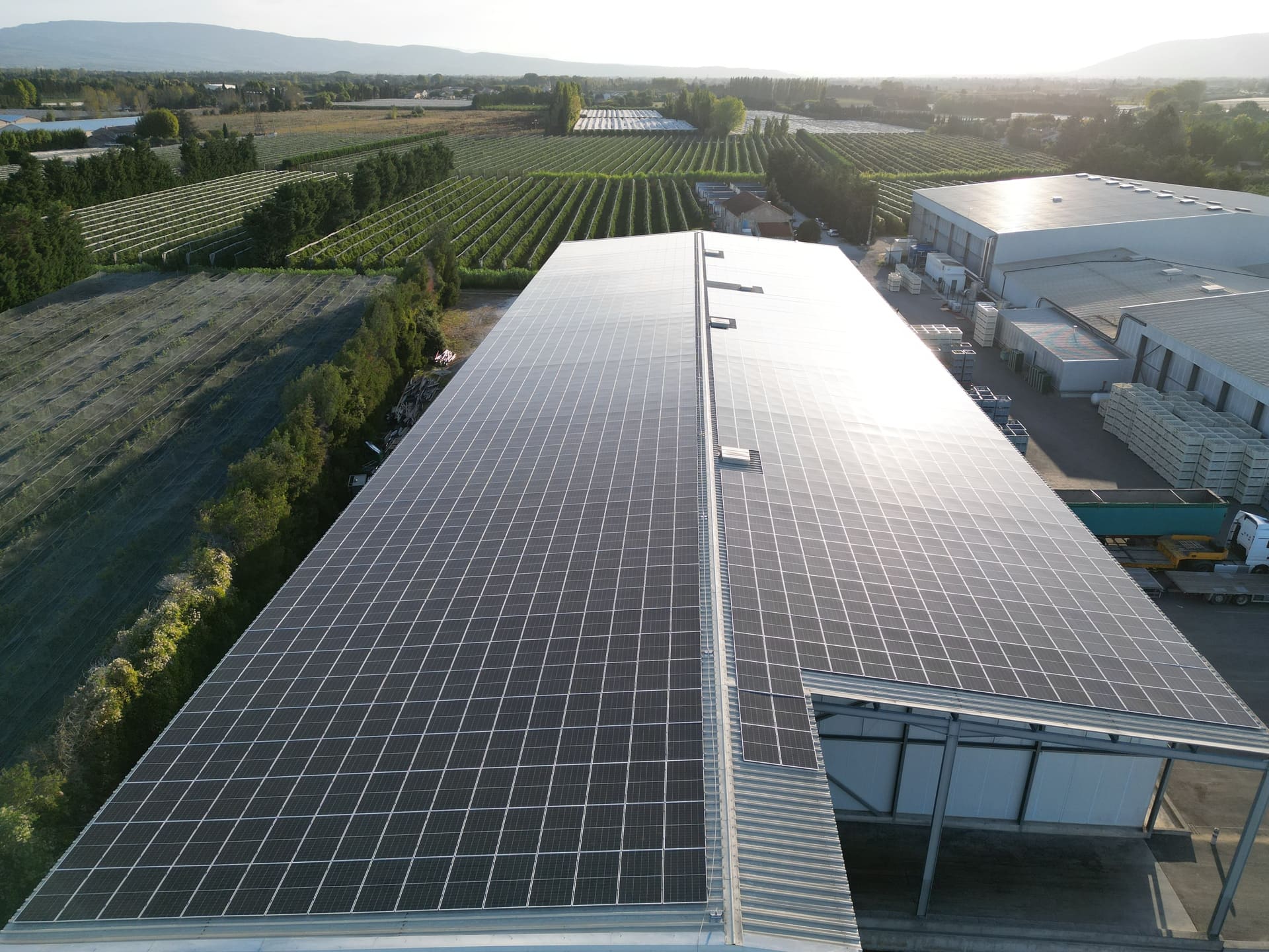 Hangar indutsriel photovoltaïque Cavaillon